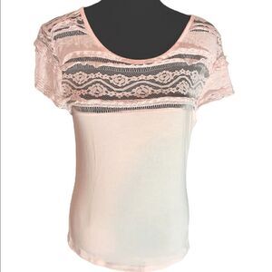 H&M Capped Lace Tee 